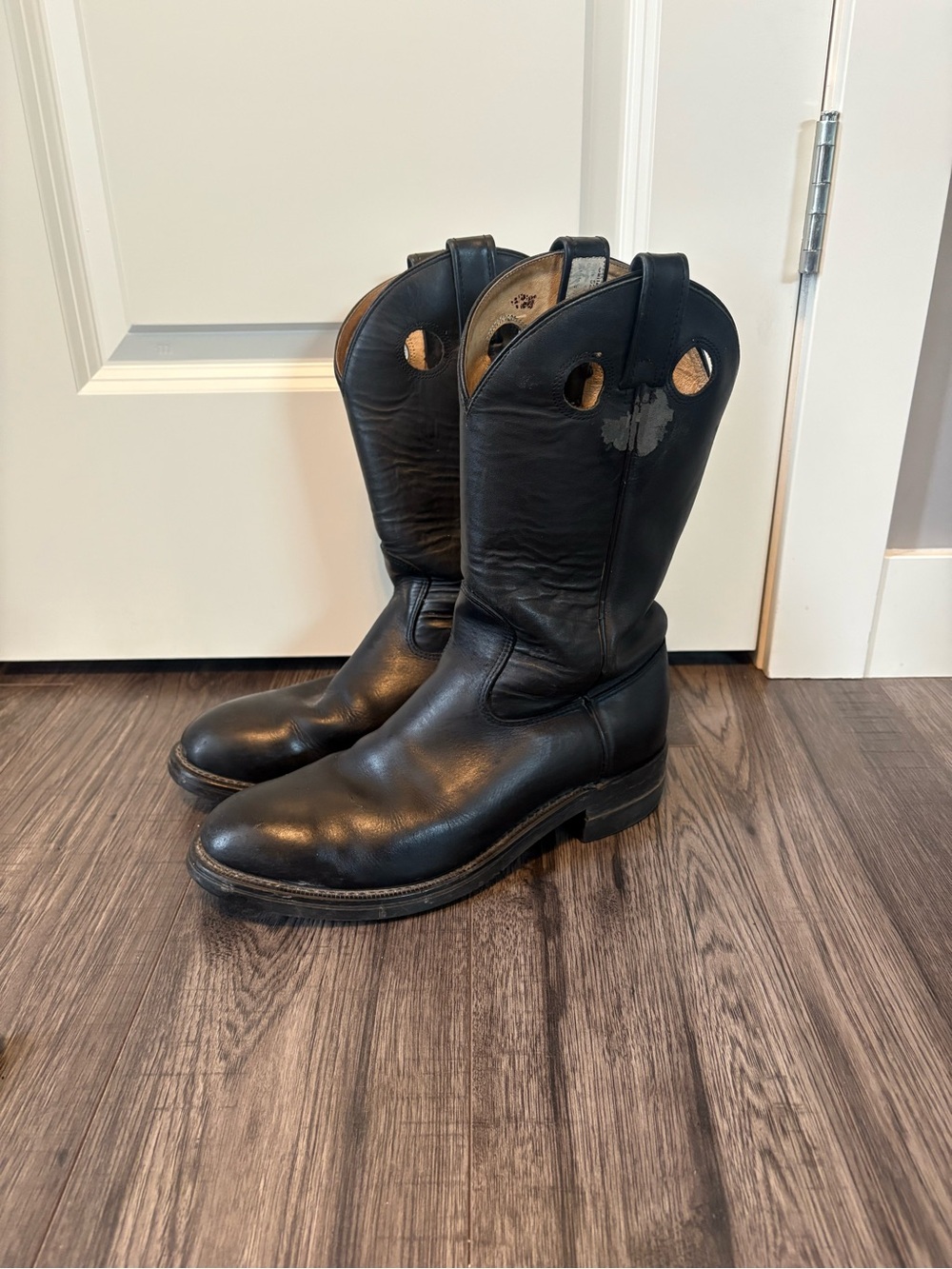 Men's Black Leather Western Pull-On Boots